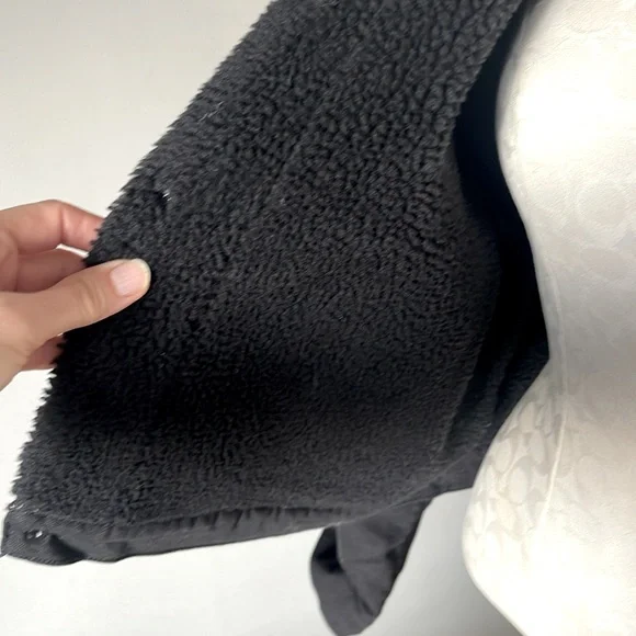 Levi’s Original Sherpa Trucker Jacket Updated Fit XL in Black - Picture 5 of 7